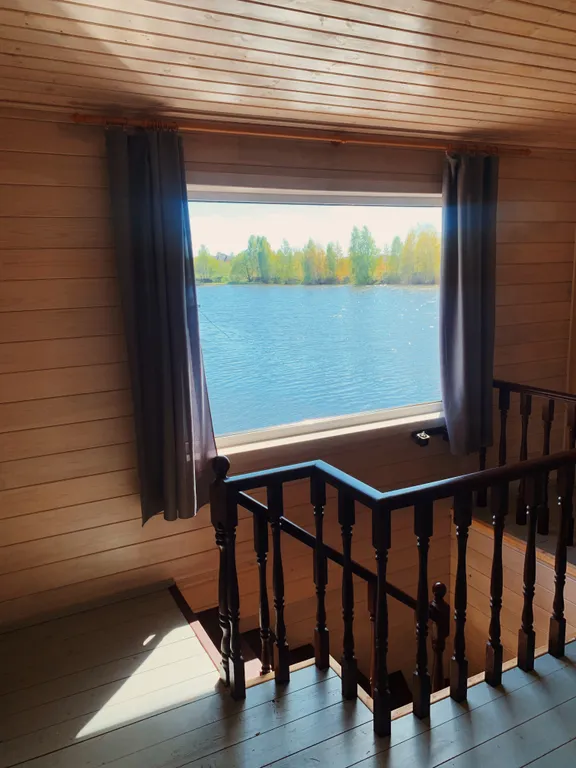 Коттедж Красный