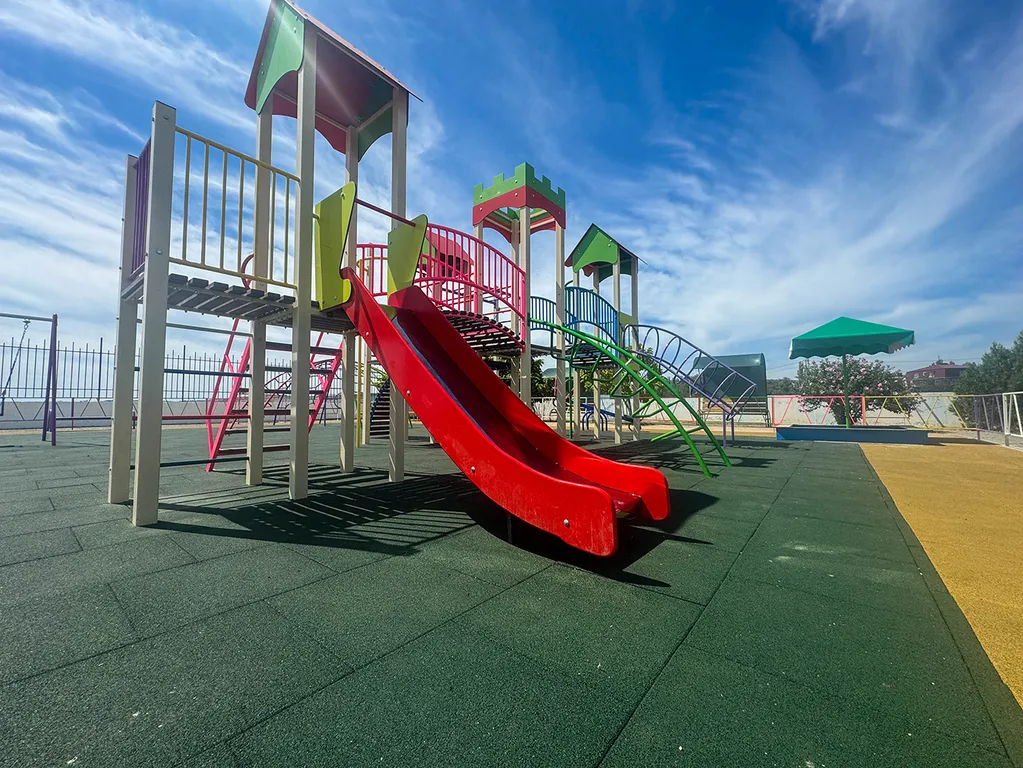 Небольшая студия на берегу моря