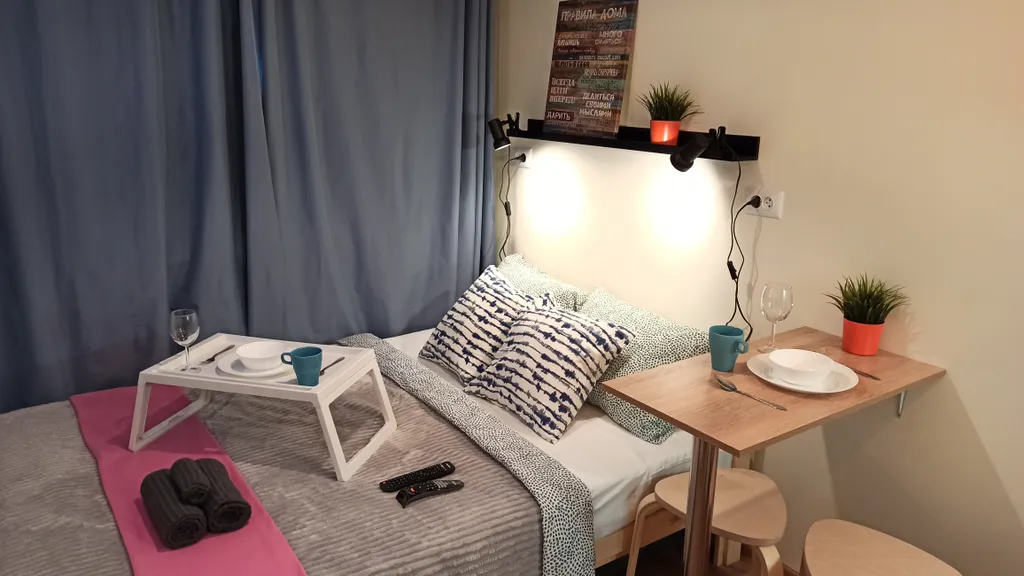 Светлая уютная студия для семейной пары около ЖД Вокзала