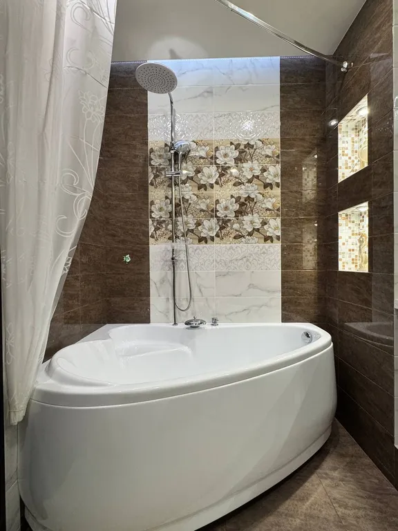 Квартира с камином у леса