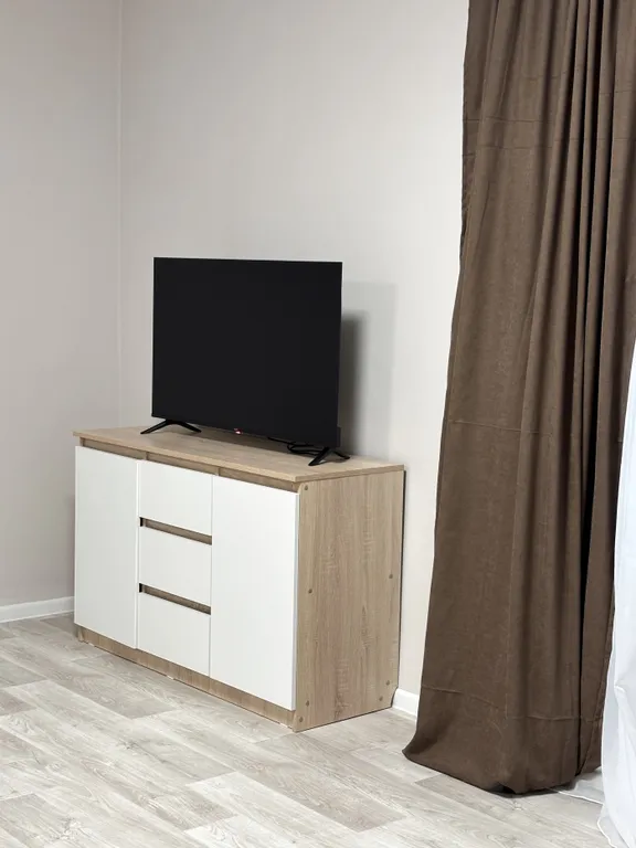 Современная светлая квартира с новым ремонтом