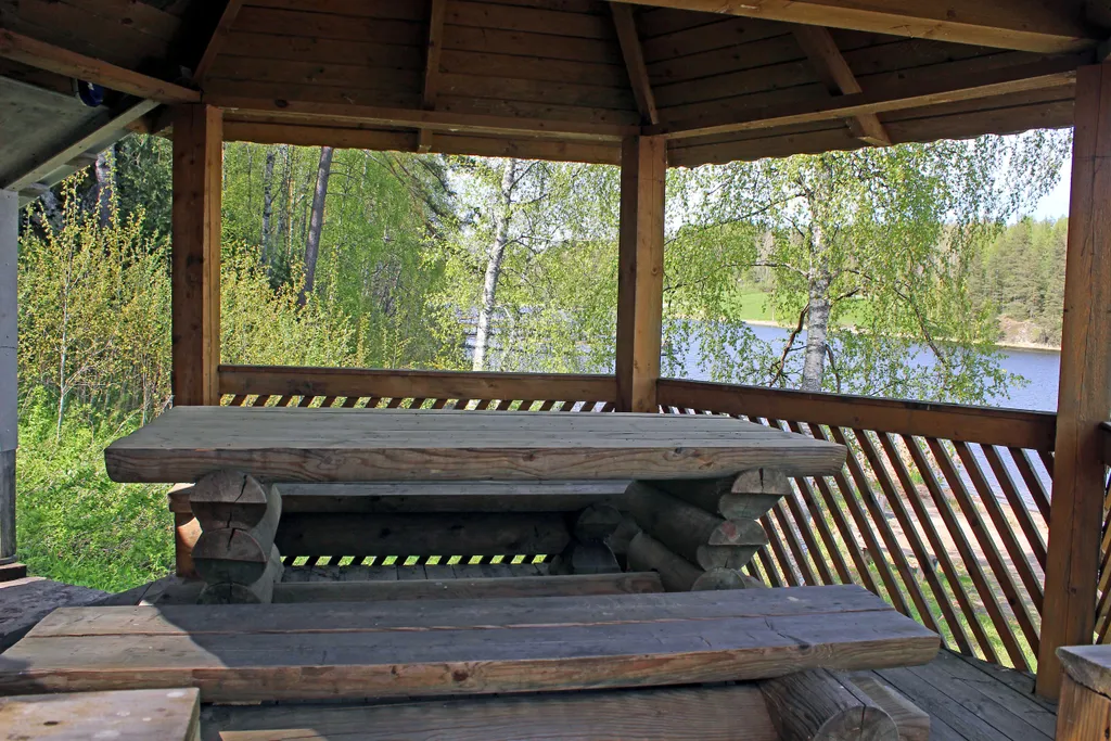 Ласточкино гнездо