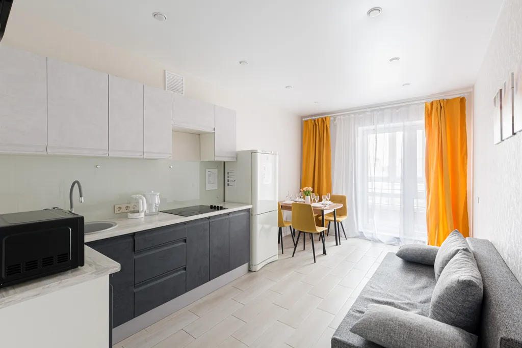 Просторная с гостиничным сервисом в Новом городе, бесконтактно