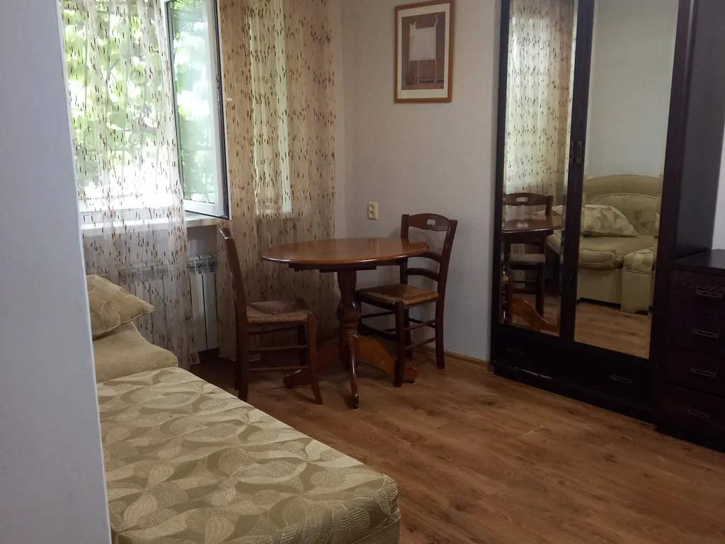 Уютная квартира  в центре города на набережной реки Терек