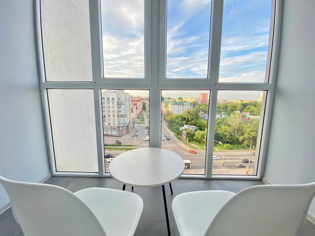 Просторная, красивая квартира в центре с прекрасным видом на реку и на город