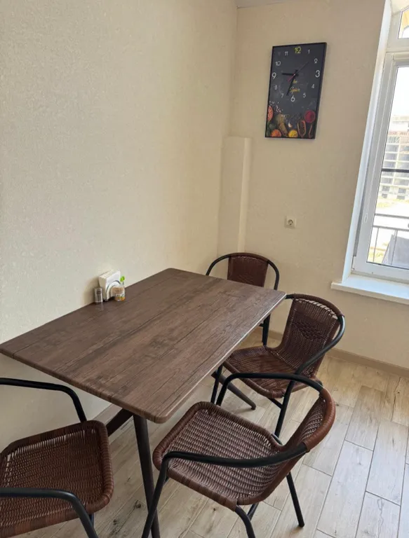 2-комнатная квартира с видом на море и на Пушкин-тау