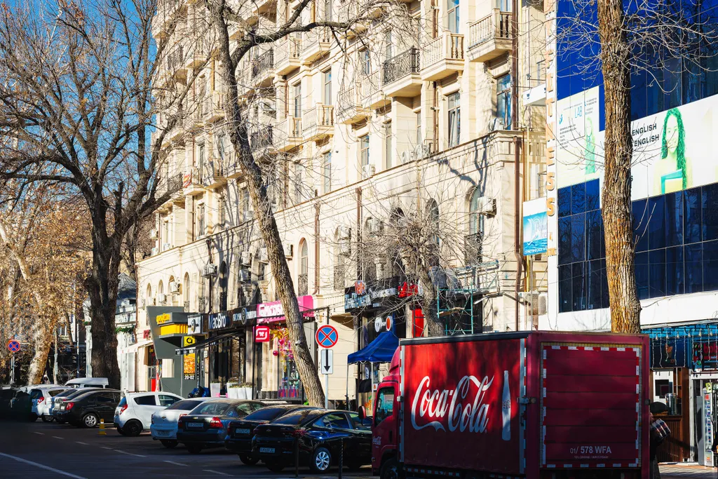 Светлая и современная квартира в центр-1