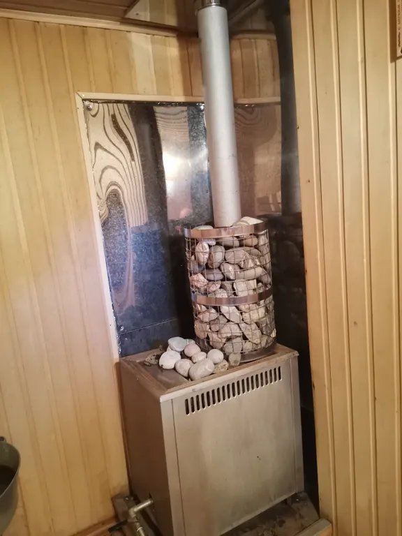 Дом с баней на берегу реки в 10 минутах от центра города