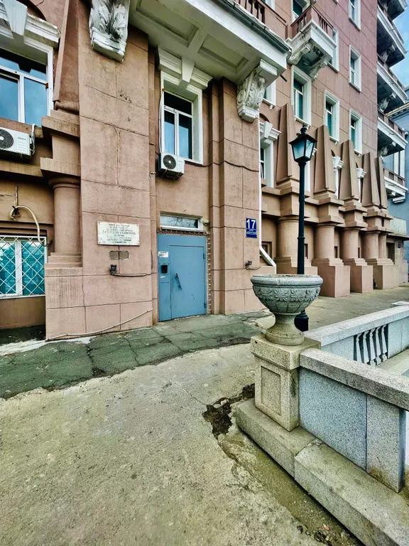 Квартира Комната в коммунальной квартире в центре города — Владивосток
