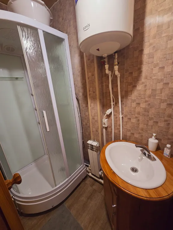 Комната с диваном