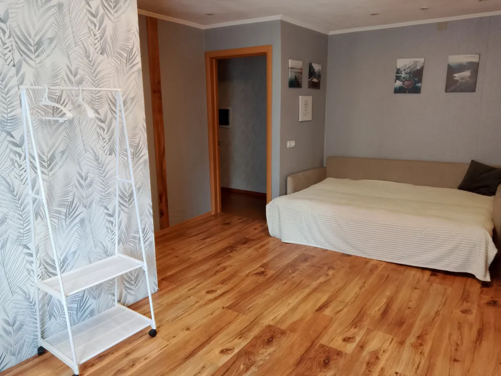 Комфорт двушка в центре города с 2 отдельными широкими спальными места