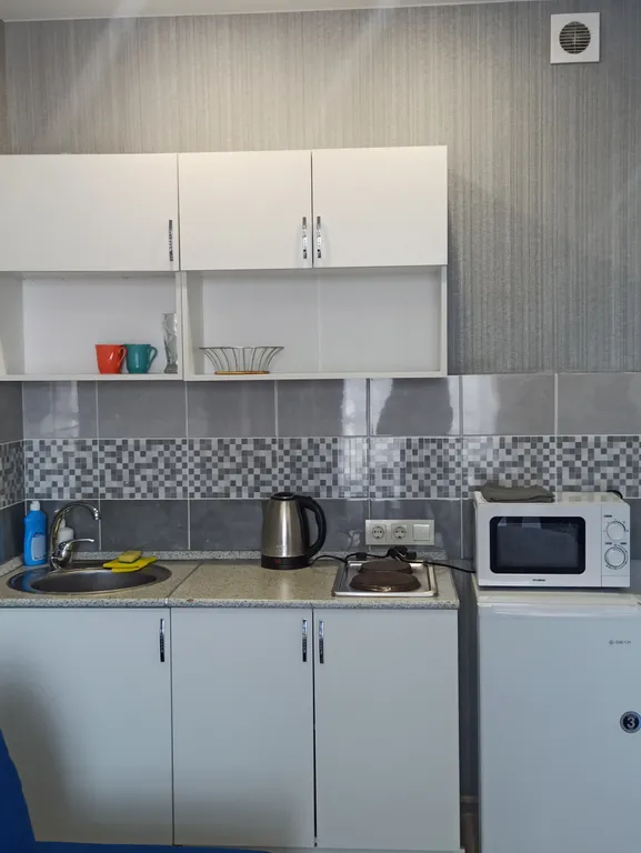 Уютная студия с видом на лес