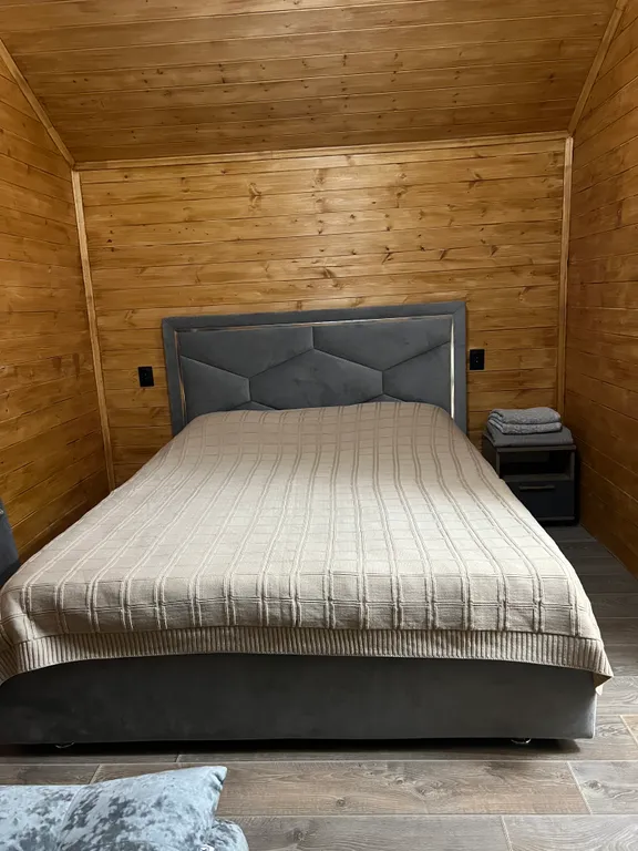 Комфортный коттедж в лесу