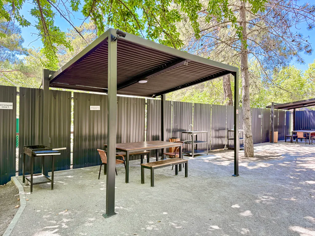 Квартира Квартира Студия в апарт-отеле с бассейном, собственным песчаным пляжем, парком — Анапа