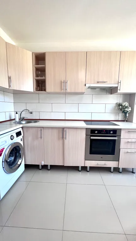 Уютная двухкомнатная квартира с прекрасными видами на Ялту