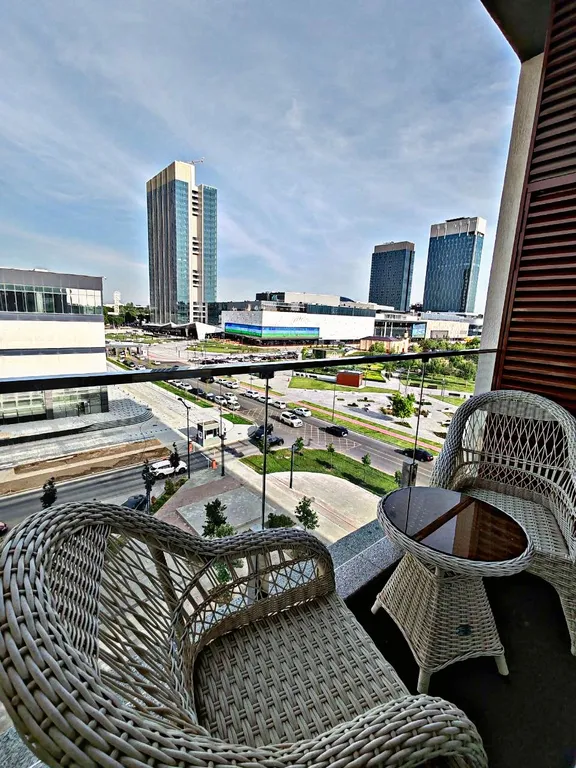 Tashkent Gardens E8-73