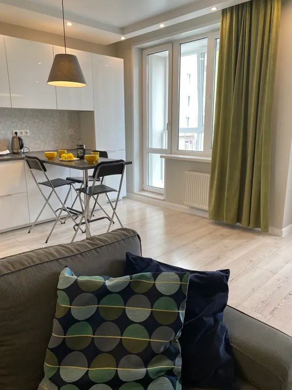 Прекрасная светлая квартира в тихом центре