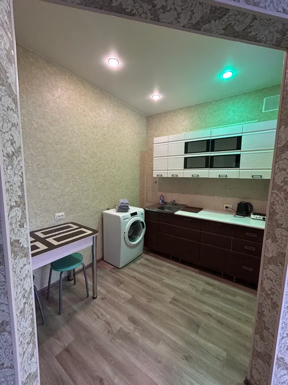 Студия около областной больницы