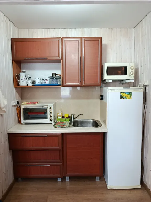 Двухкомнатная квартира у моря с видом на горы