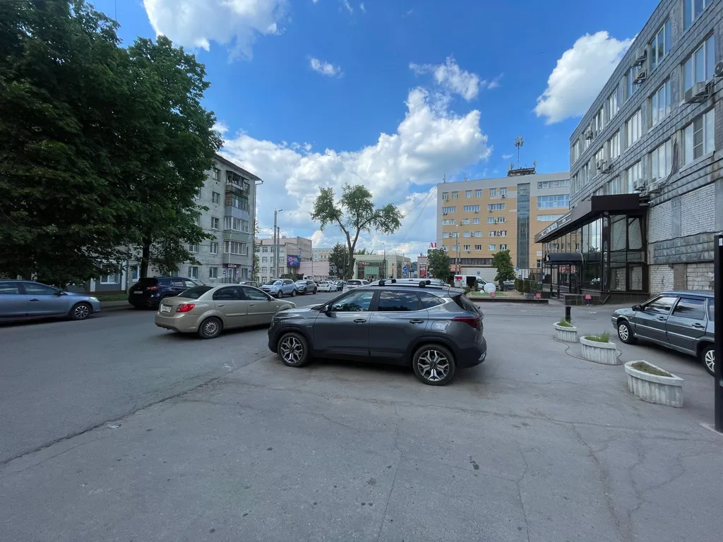 2-комнатная квартира в центре не берем оплату за уборку