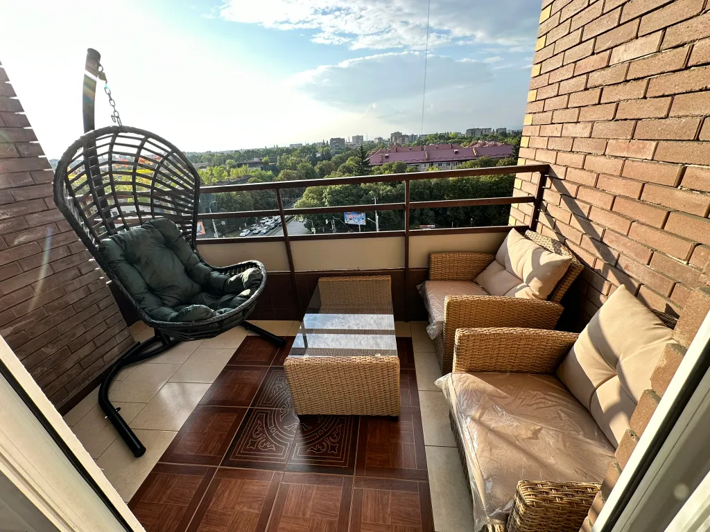 Квартира в центре возле танка