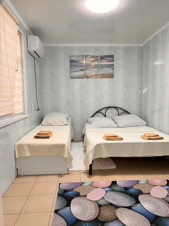 Семейный, шестиместный номер.