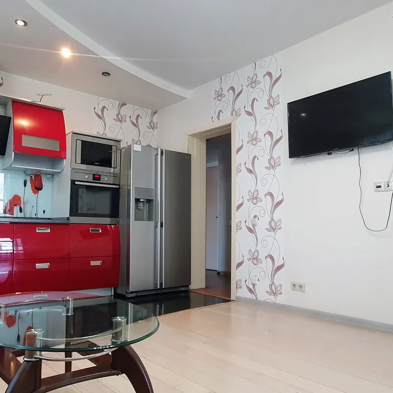 Просторная квартира в новом доме в центре