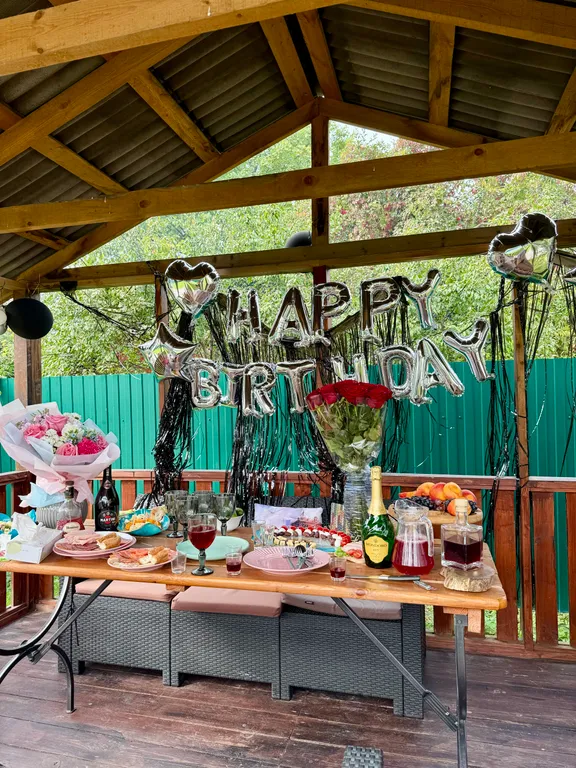 Коттедж Саввушка с видом на монастырь