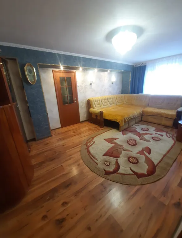 Уютная двухкомнатная квартира с видом на горы — аренда посуточно в Алушта