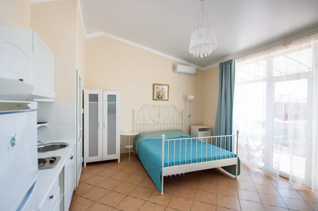 Студия с балконом астра 6