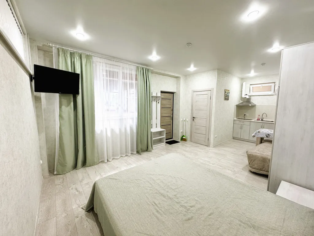 Квартира Семейные апартаменты - студия с кухней и отдельным входом №5 — аренда посуточно в Кабардинка