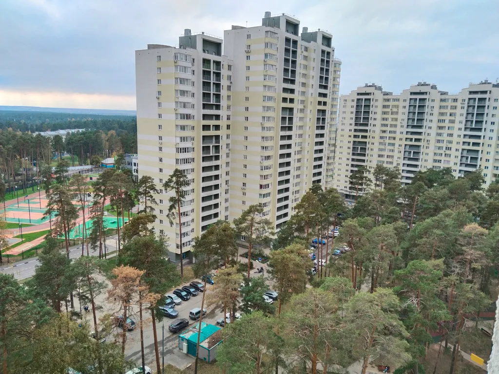 Апартаменты с панорамным видом на Фабричной, пешком 4 мин от платформы