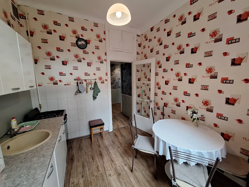Двухкомнатная квартира рядом с парком и прудами.