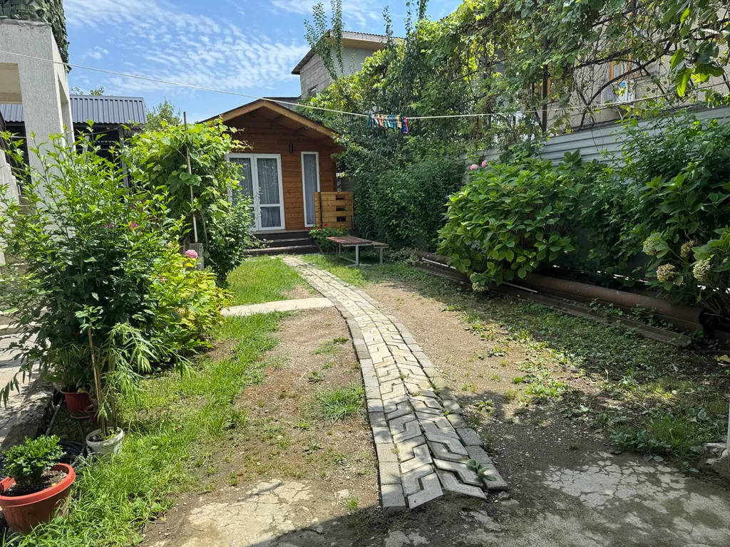 Коттедж Уютный коттеджный эко-домик рядом с морем ))) — Сухум