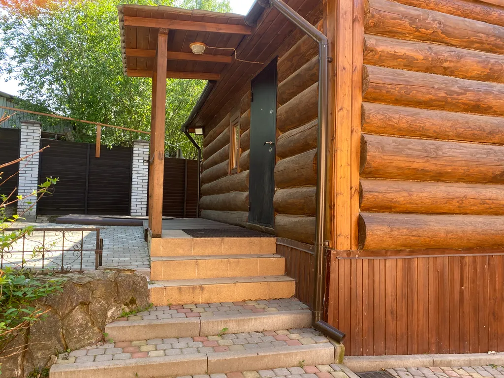 Уютный загородный дом с русской баней на дровах