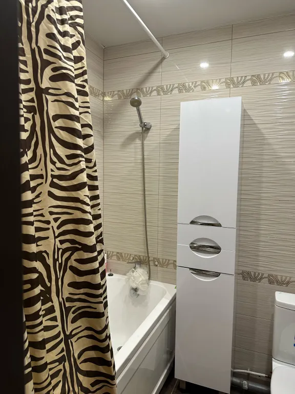 Стильные квартира с мансардой в центре