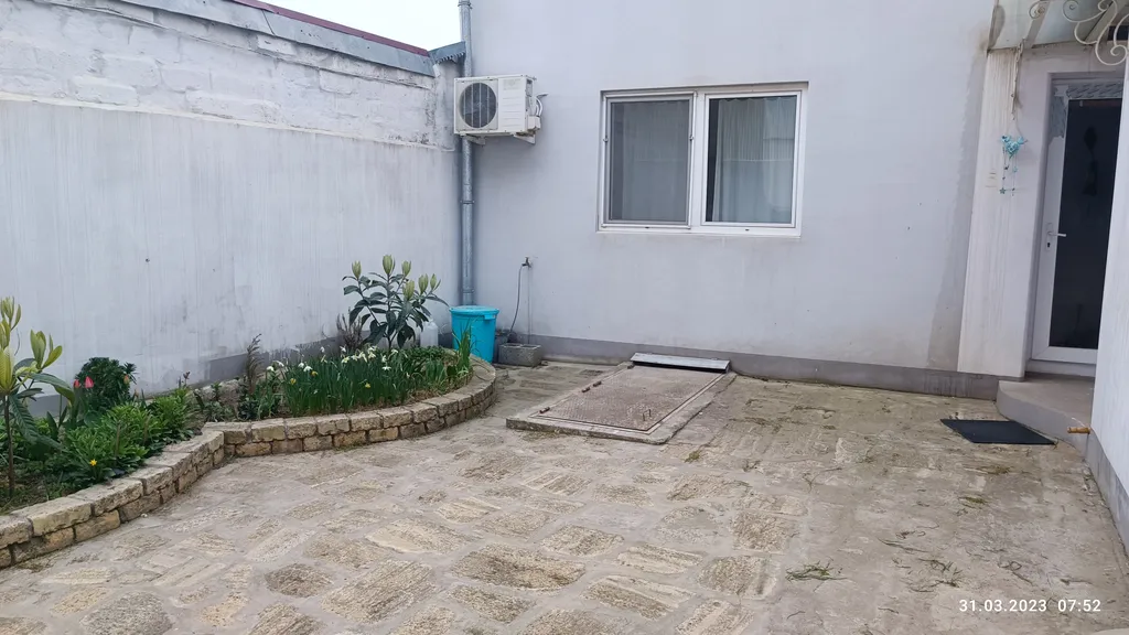 Дом с отдельным входом для большой семьи