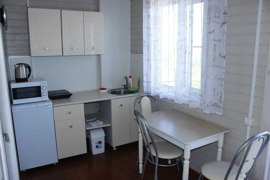 Апартамент двухкомнатный с видом на море первый этаж