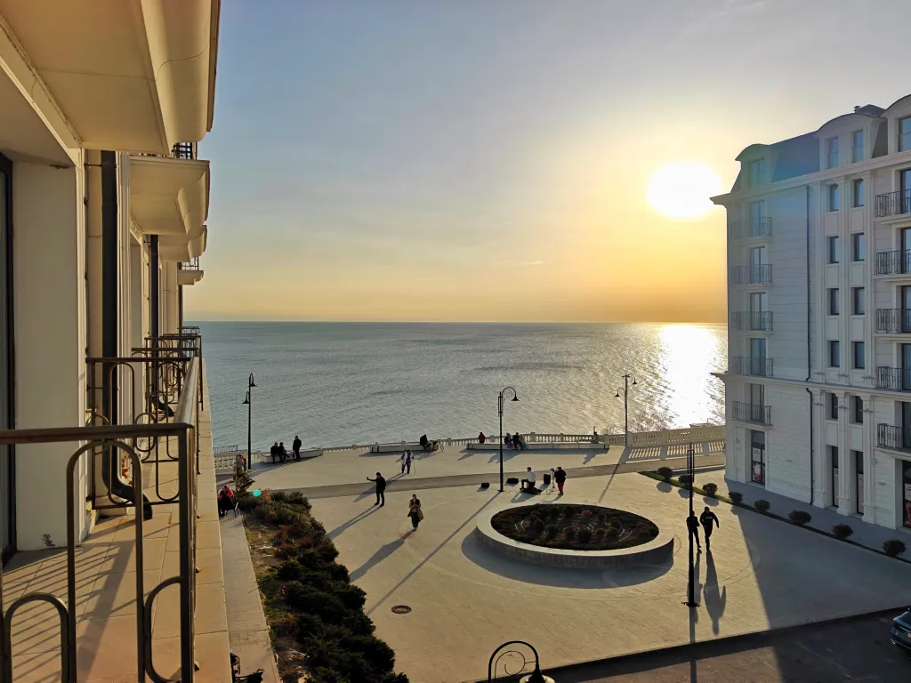 Шикарная видовая квартира в Граф Толстой