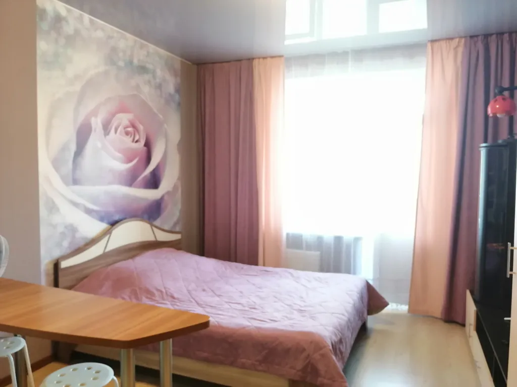 1-комнатная Квартира — аренда посуточно в Псков