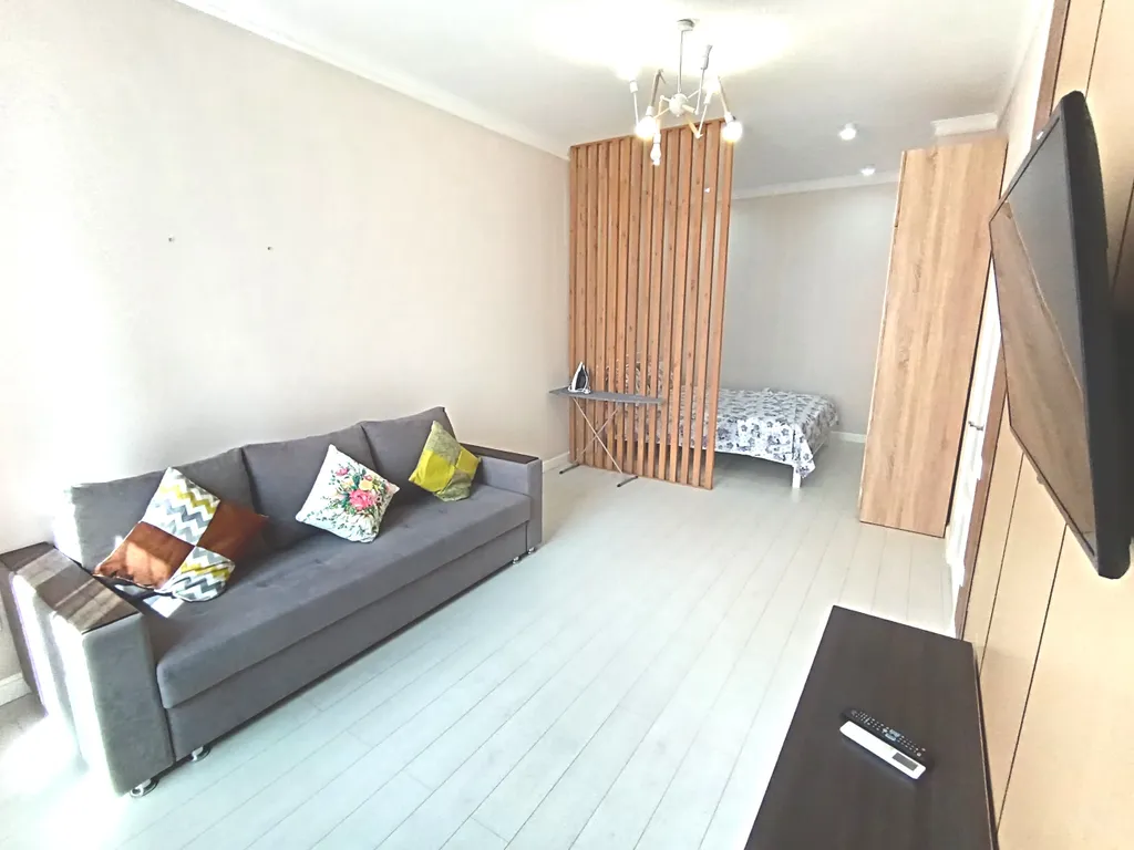 Солнечная квартира в самом центре столицы