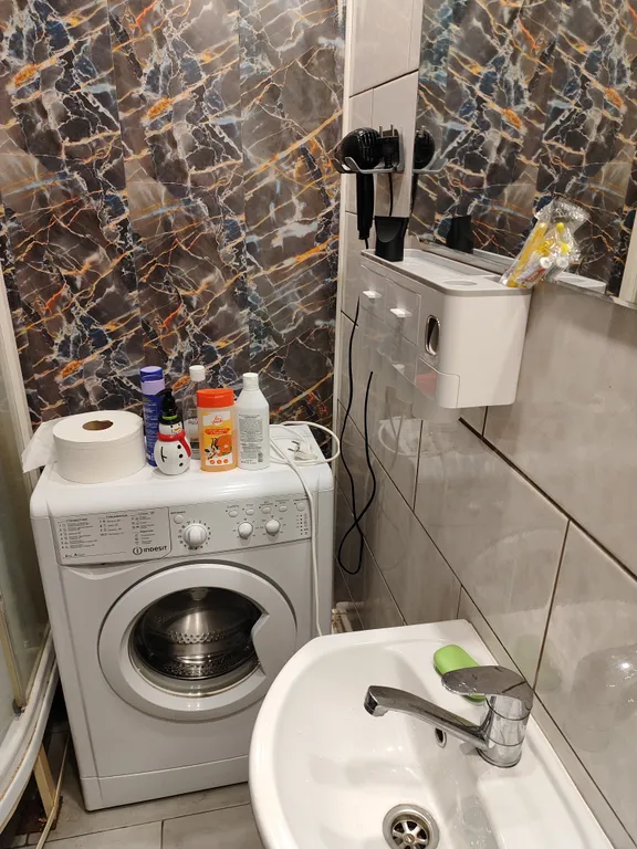 Квартира 1-комнатная Квартира — Тихвин