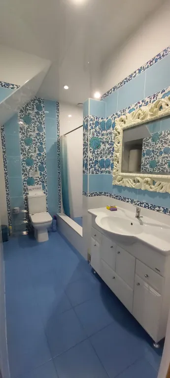 Часть дома с отдельным входом и террасой