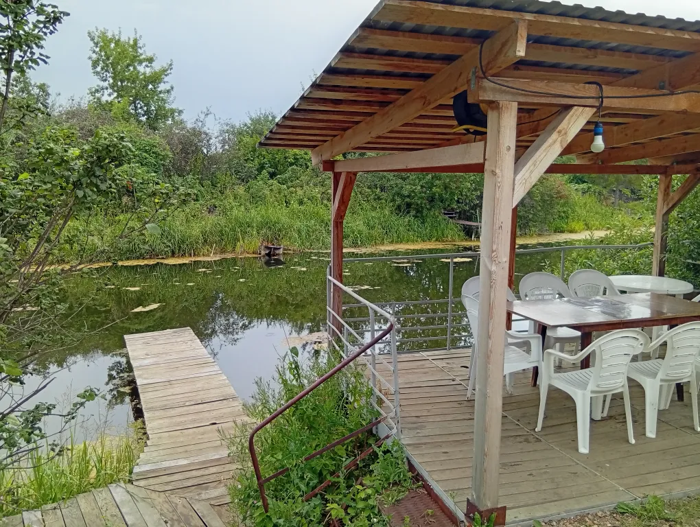 База Акапулько на озерце