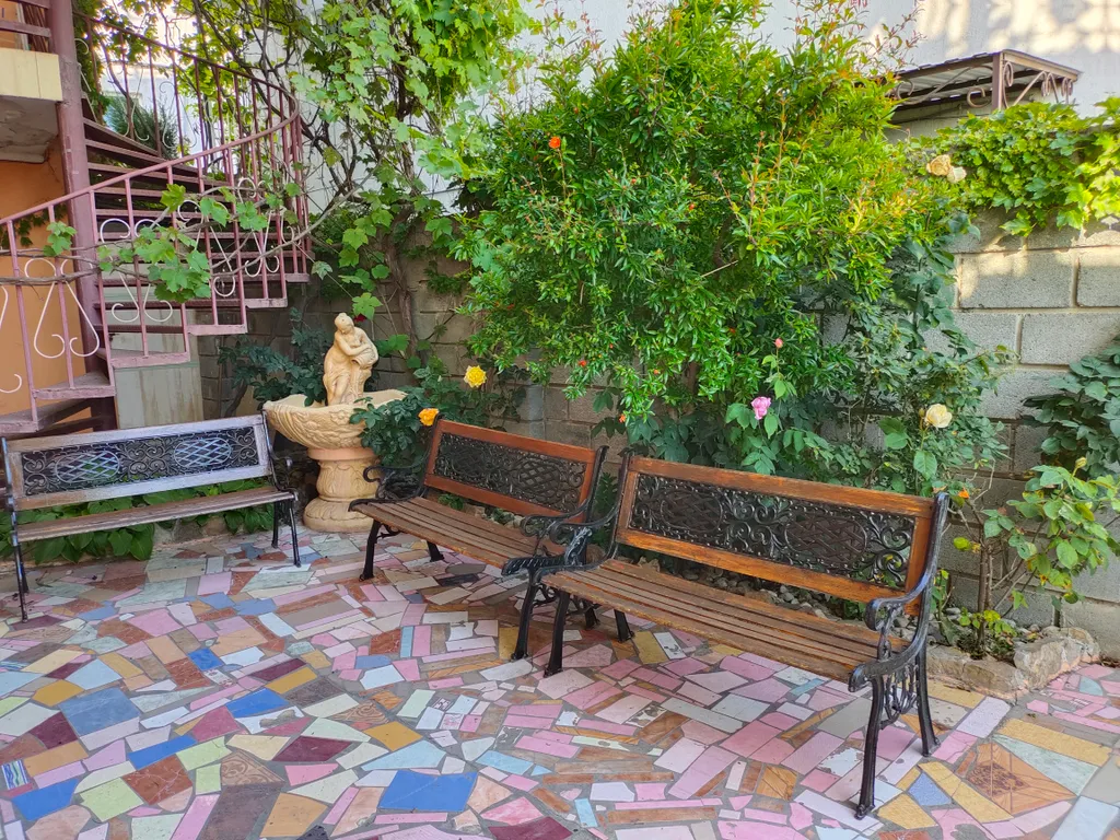 Уютная комната с удобствами с видом на море