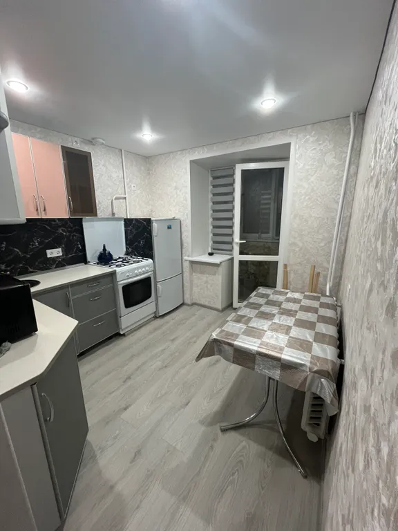 Прocтоpная квартира с ремонтом в центре города