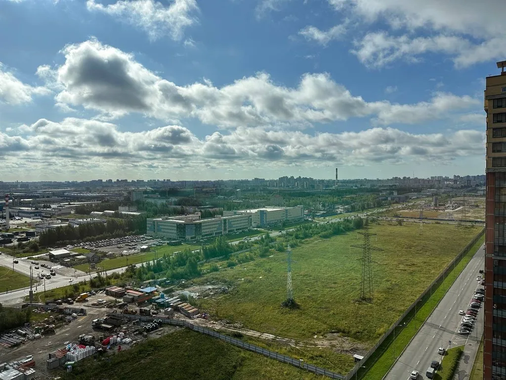 Уютная студия на высоте птичьего полёта