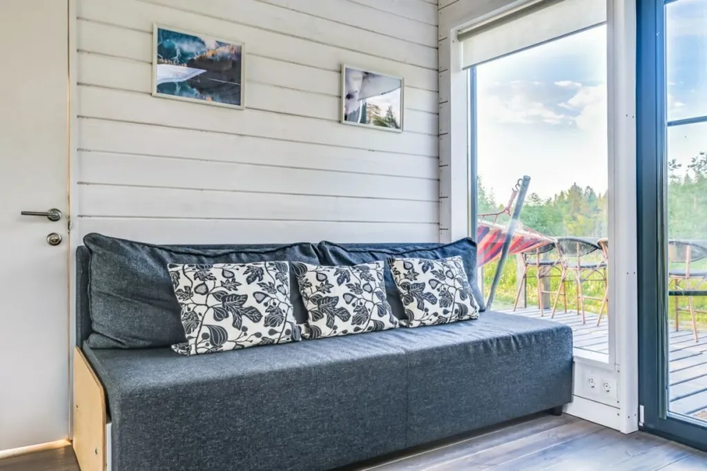 Коттедж Сканди-дом — Луга