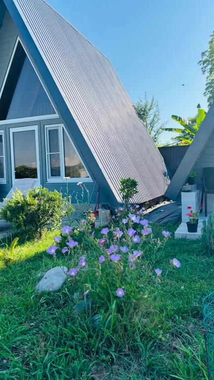 Дом-шалаш с собственной кухней Лдзаа