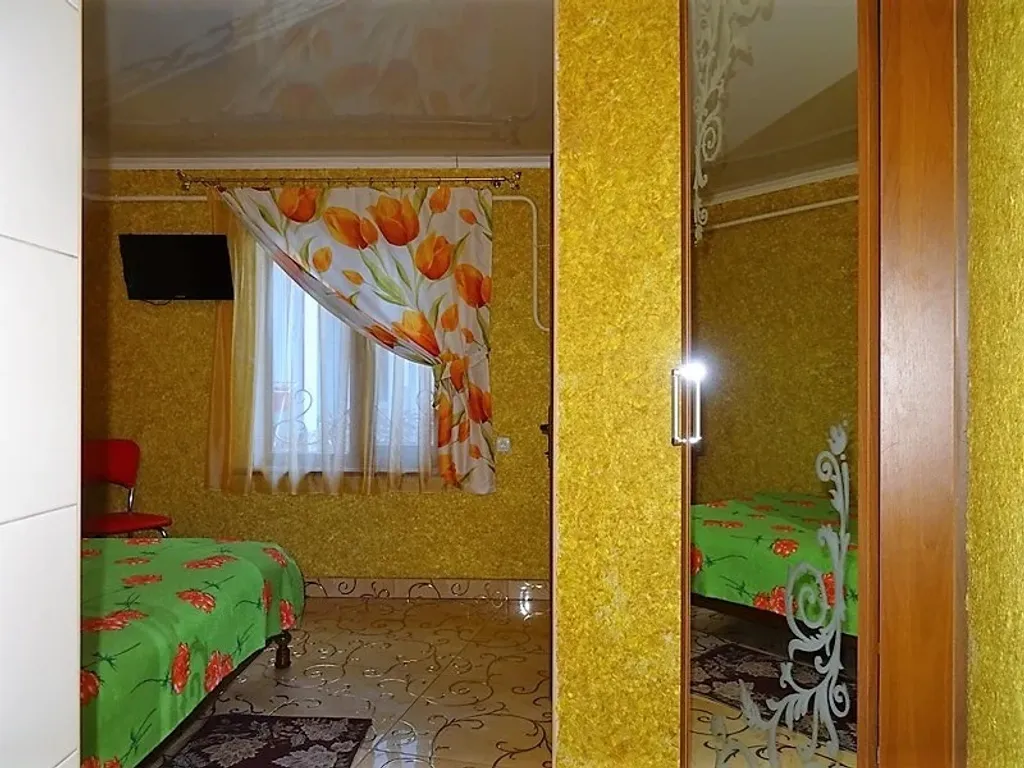 Коттедж Дом в центре города — Евпатория